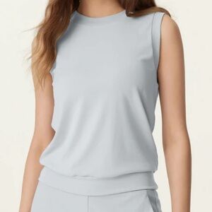 OGL Move Sleeveless Women's Top